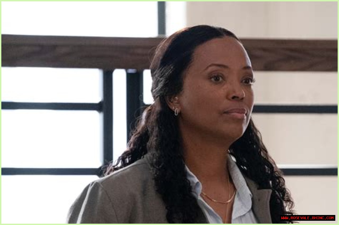 Aisha Tyler: Navigating Relationships In The Spotlight