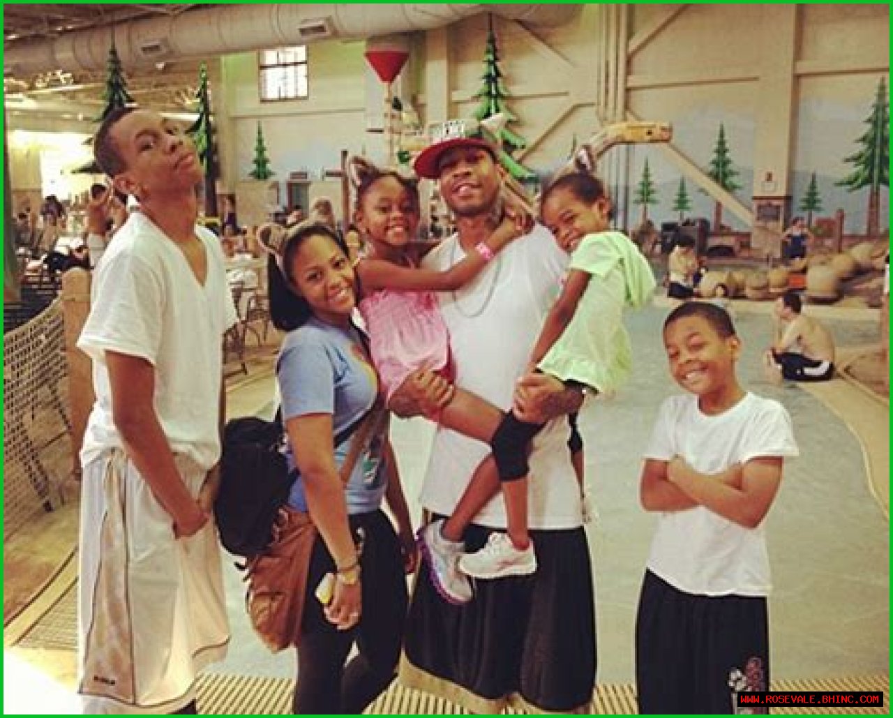 ALLEN IVERSON AND KIDS HAVE AN INDOOR WATER PARTY