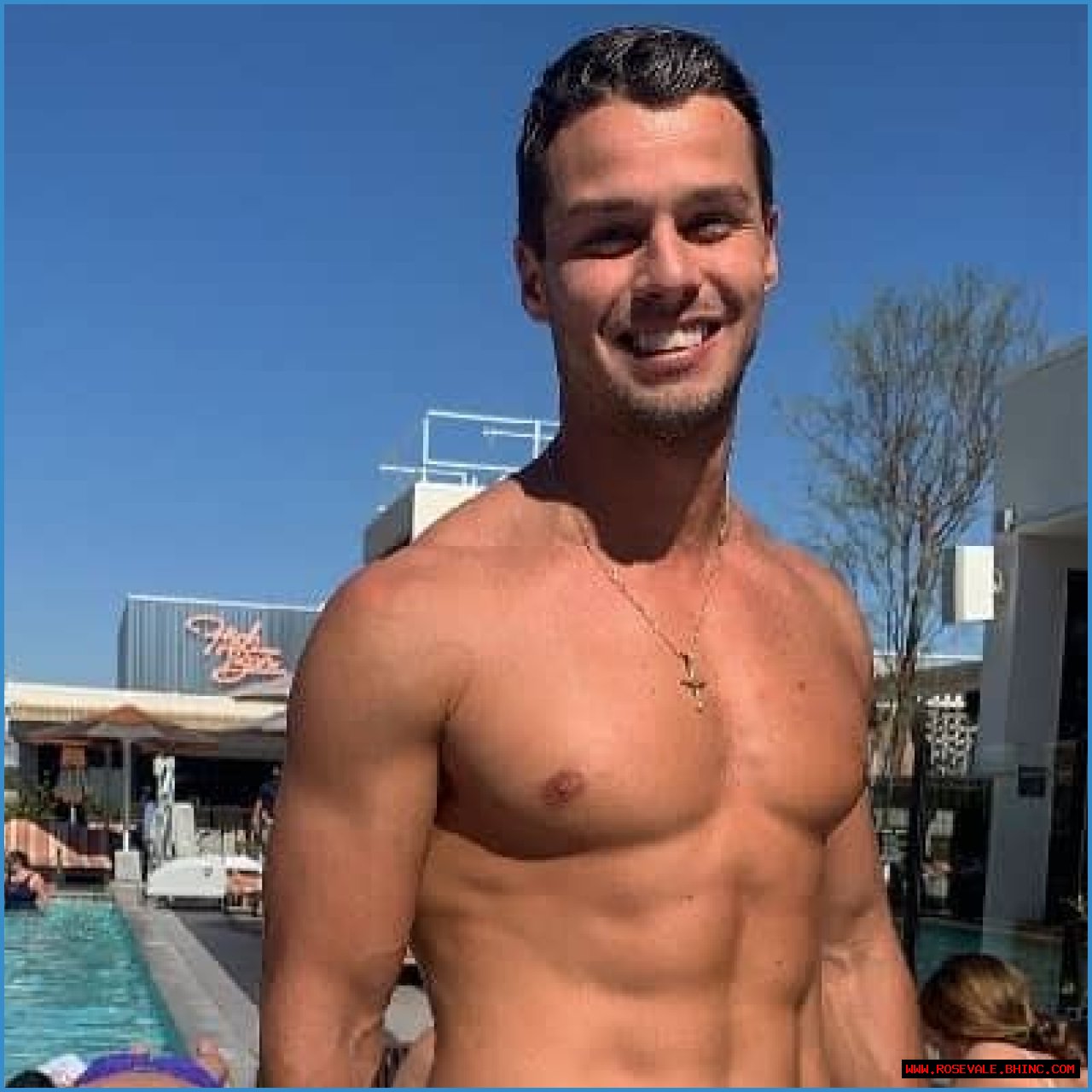 Brendan Mcloughlin- Bio, Age, Height, Net Worth, Wife, Children, Ethnicity