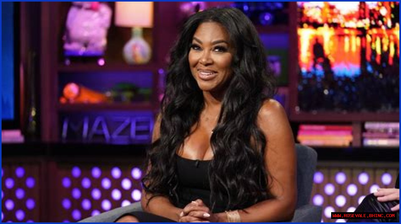 Kenya Moore Reveals The Best Thing About Her Greece Vacay – Her Pics Make Some Fans Cry