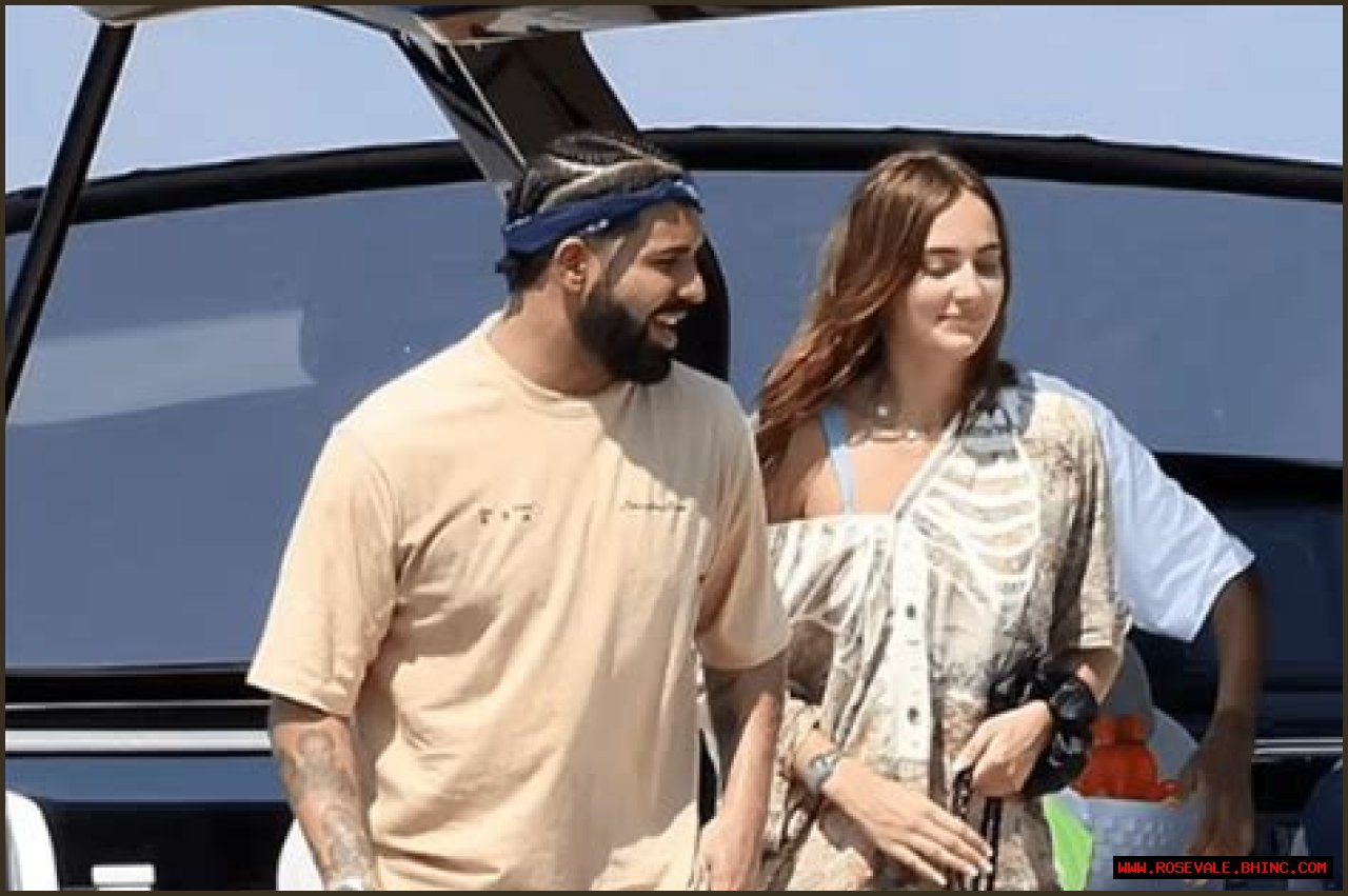 LeBron James’s Wife, Savannah James, Stole The Spotlight In This Video For This Reason As She Watched Drake Behave Like A School Boy After The Baby Mama Sophie Brussaux Controversy
