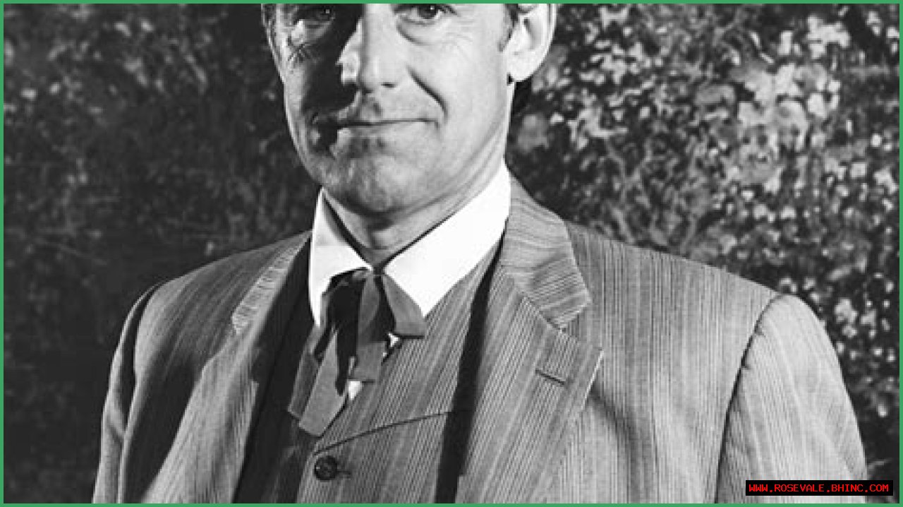Richard Bull, Little House on the Prairie's Mr. Oleson, Dies at 89