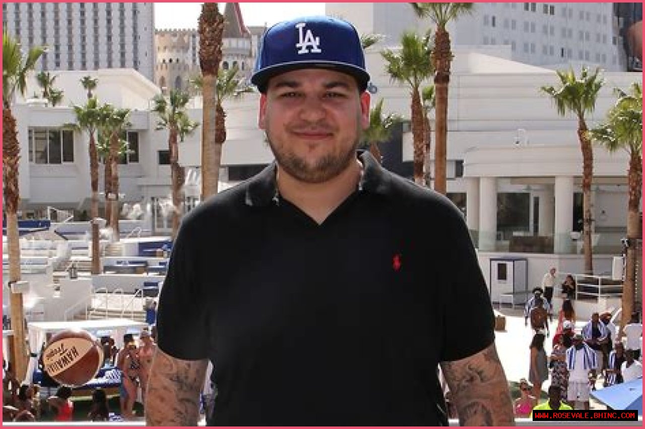 Robert Kardashian’s Net Worth, Age, Height, Weight, Wife, Kids, Bio-Wiki