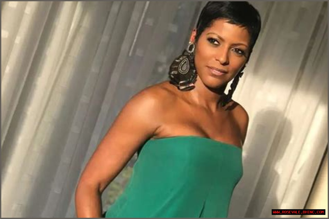 Tamron Hall Posts A New Picture Of Her Gorgeous Mother, Mary Newton; And Fans Are Very Confused For This Reason