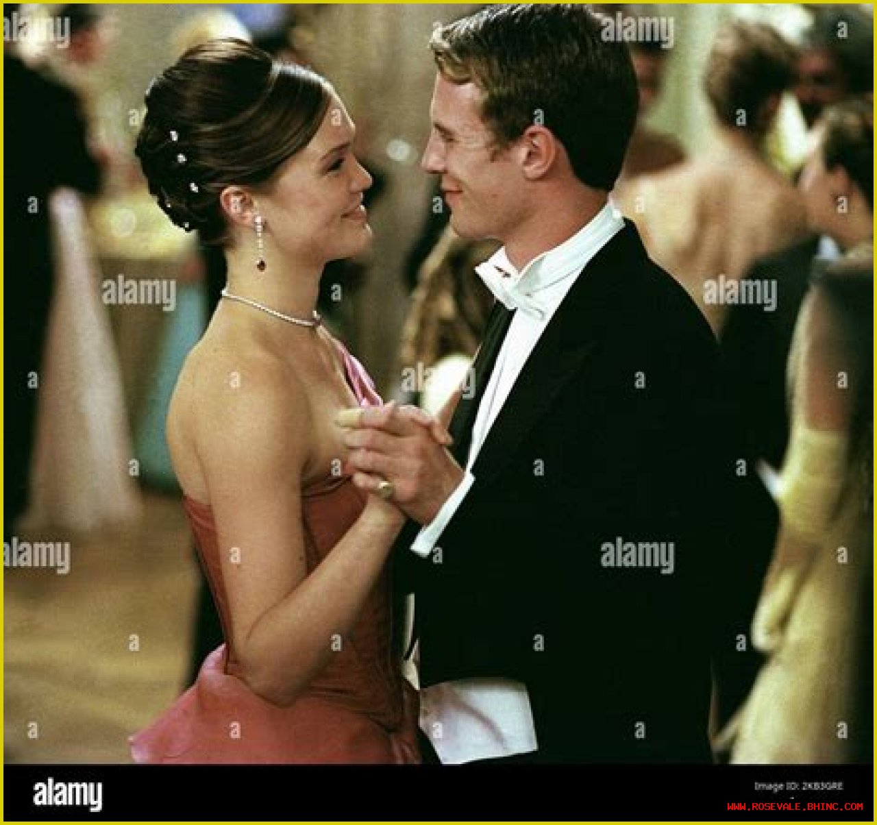 Unveiling The Mystery: Who Is Luke Mably's Wife?